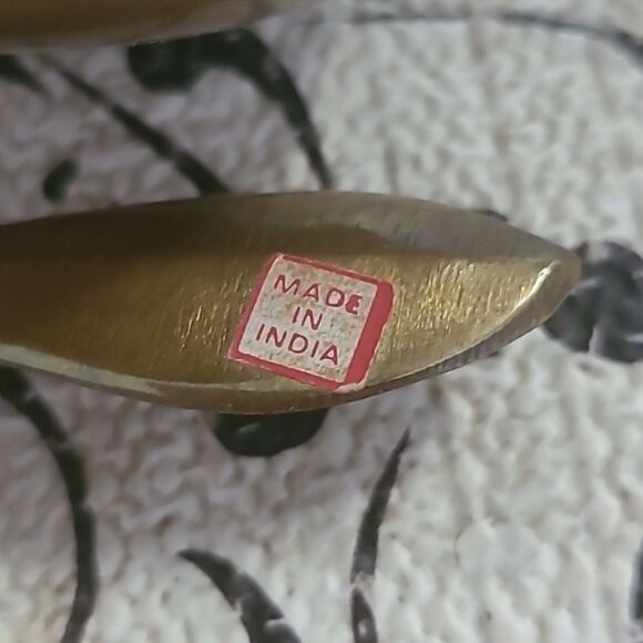 Solid Brass Apple Bell - Picture 10 of 10